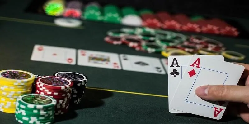 Tham gia đánh bài casino kiếm tiền MIBET đơn giản